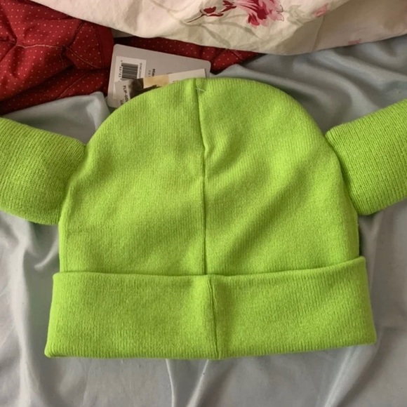 ✨ Baby yoda beanie and mask - Picture 3 of 3